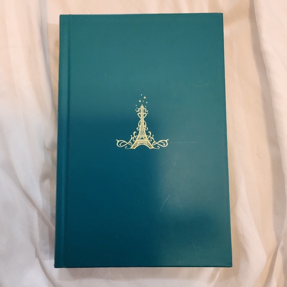 Fantastic Beasts Crimes of Grindelwald book - Picture 2 of 13